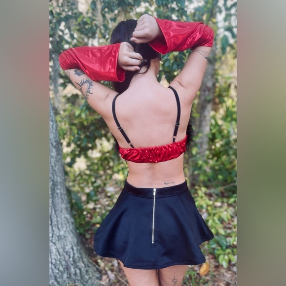 Ladies Red And Black Up-cycled Festival Rave Outfit 4 Piece Size Medium - Picture 13 of 13